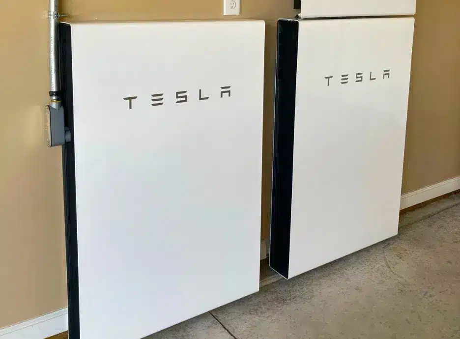 Tesla backup battery