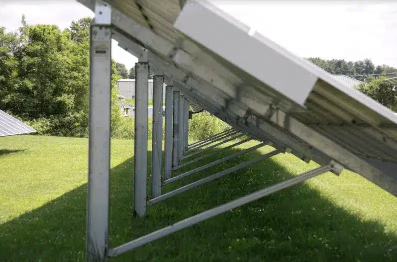 307 kW Richmond, Kentucky Solar install at Armed Forces Reserve Center