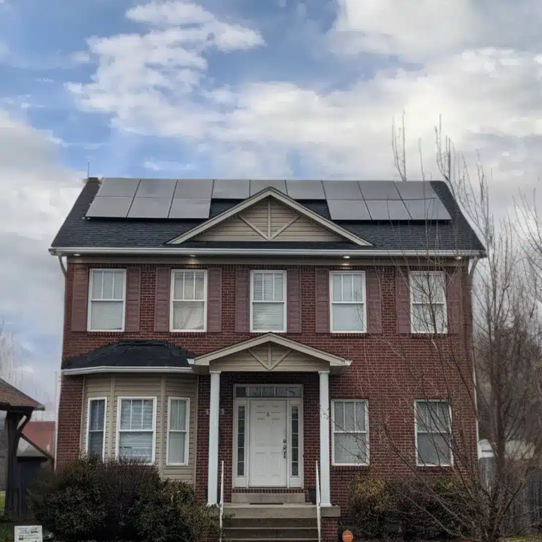 House with solar panels by SES